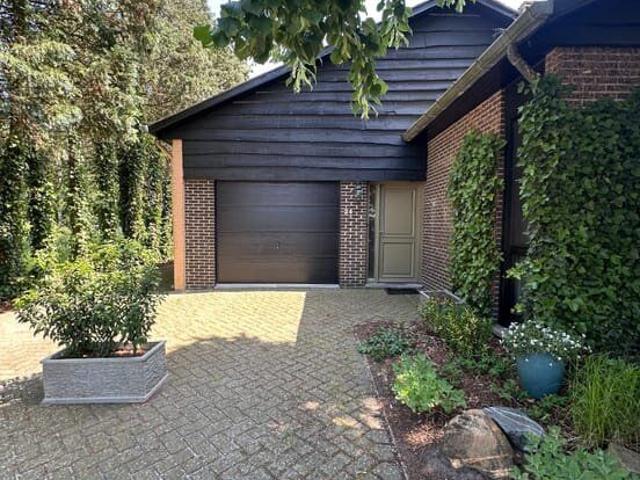 Charmante gelijkvloerse woning te huur met 3 slpks in Lommel