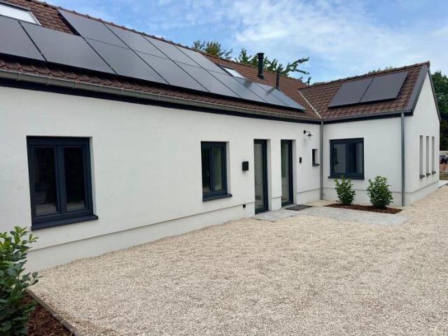 Charmante gerenoveerde fermette met grote tuin en terras