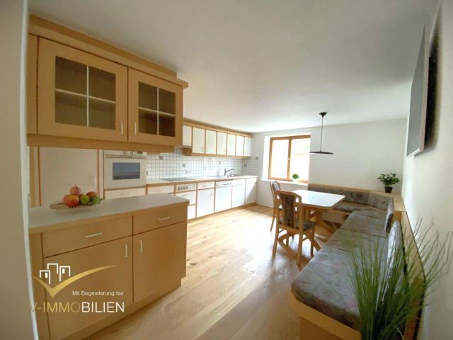 Charmante großzügige 4,5 Zimmer Wohnung