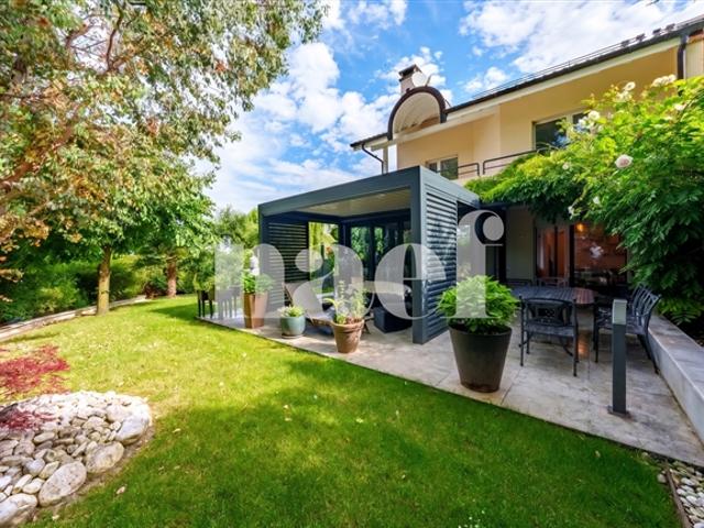 6 Room single house