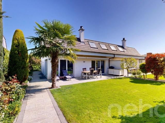 Charmante Doppelhaushälfte in ruhiger und familienfreundlicher Lage