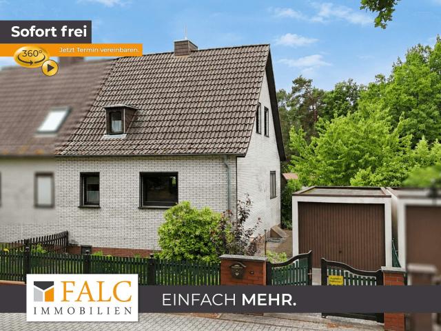 Charmante Doppelhaushälfte mit direktem Seeblick FALC Immobilien