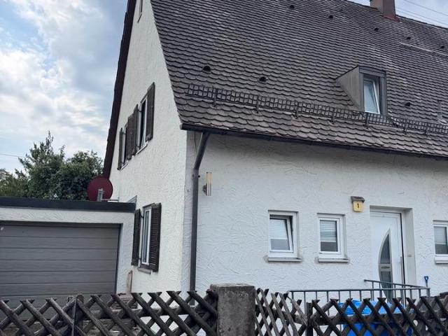 Charmante Doppelhaushälfte nahe Zentrum