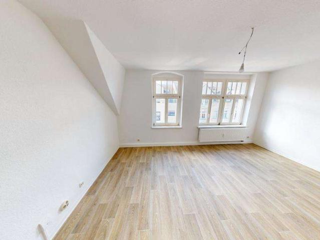 Charmante Dachgeschosswohnung in attraktiver Wohnlage