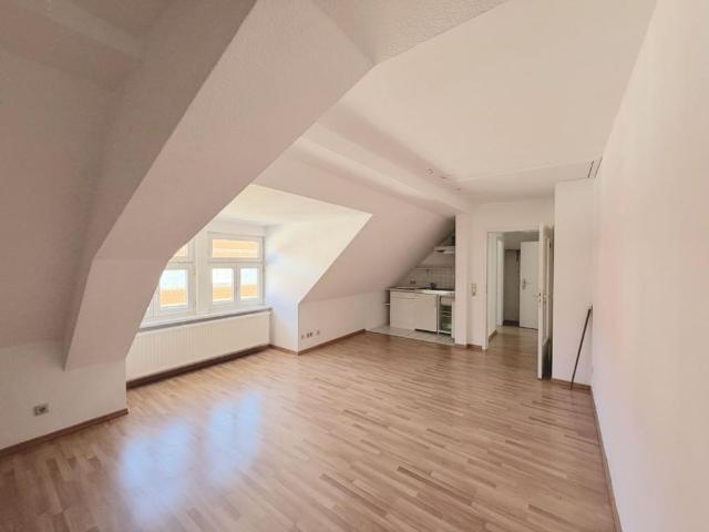 Charmante Dachgeschosswohnung mit Einbauküche in Wernigerode!