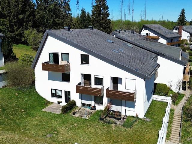 Charmante Dachgeschosswohnung mit Weitblick – Ihr neues Zuhause oder Investment in Schönwald