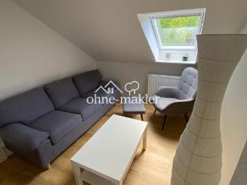 Charmante Dachgeschosswohnung – renoviert & stadtnah