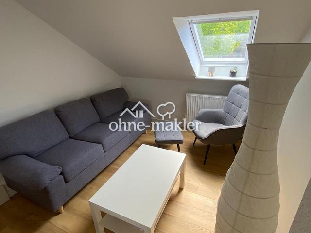Charmante Dachgeschosswohnung – renoviert & stadtnah