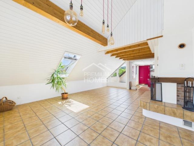 Charmante Duplex Dachwohnung
