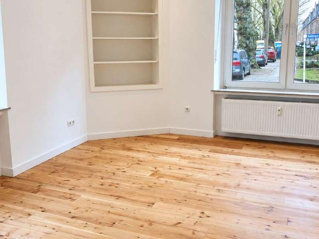 Charmante EG Altbauwohnung mit Echtholzboden und hohen Decken