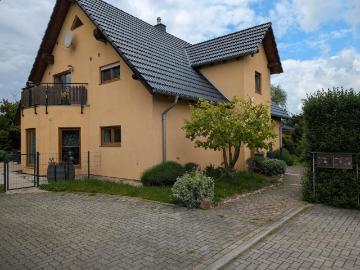 Charmante Eigentumswohnung mit Ausbaupotenzial in ruhiger Lage vo