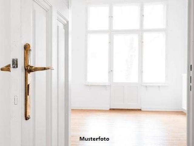 Charmante Erdgeschosswohnung mit Terrasse