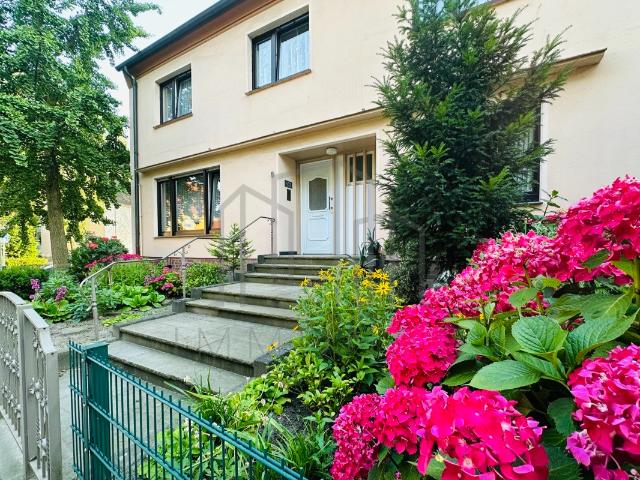Charmante Erdgeschosswohnung mit eigenem Garten!