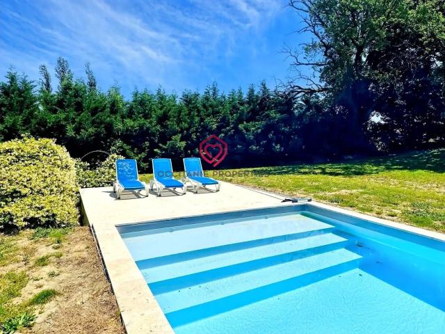 Charmante ferme gasconne de plain pied avec piscine et intim. 189m² Miradoux