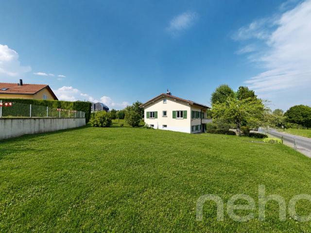 Charmante freistehende Villa auf einem Grundstück von 1.297 m²