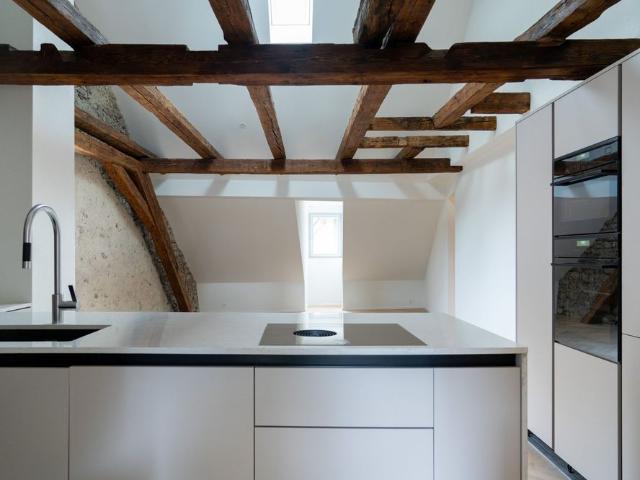 Charmante, kernsanierte 4.5 Zimmer Dachmaisonettewohnung
