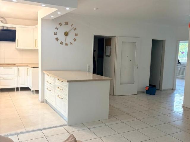 Charmante Hochparterre Wohnung in Bad Cannstatt