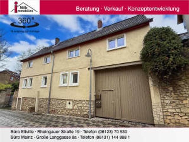 Charmante Hofreite mit zahlreichen Möglichkeiten bestehend aus großem Wohnhaus, Nebengebäude und Scheune