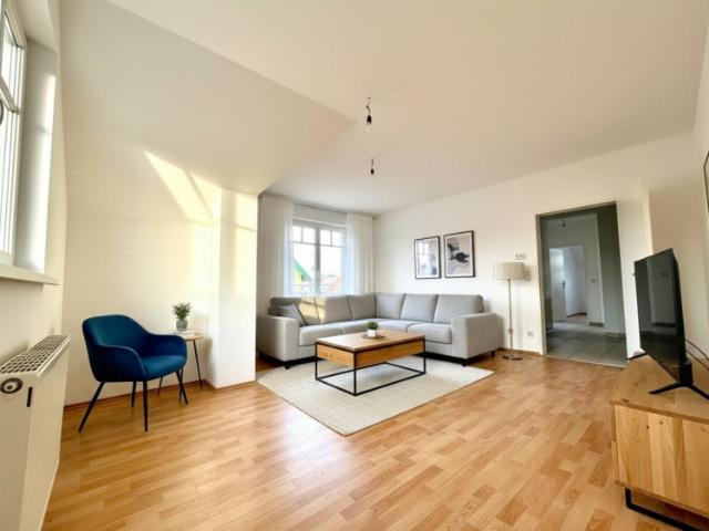 Charmante helle 3 Zimmerwohnung mit großer Terrasse