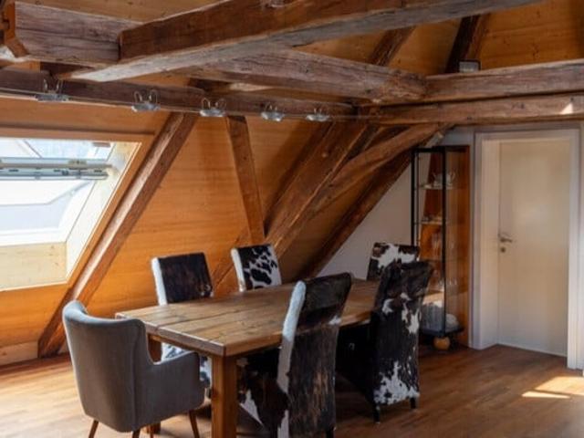 Charmante, helle Dachgeschosswohnung mit Galerie