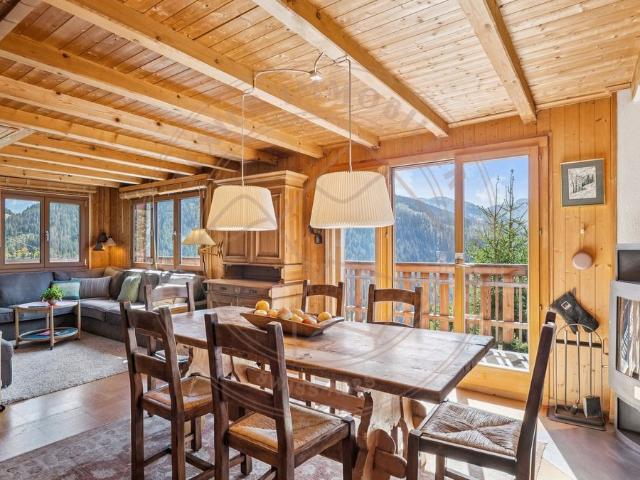 Charmante Hütte auf den Höhen von Morgins
