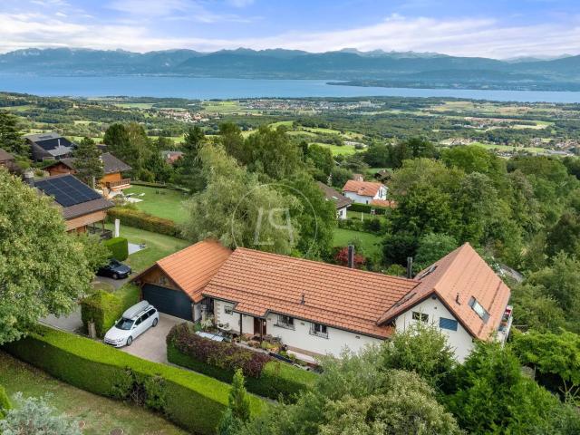 Charmante Immobilie mit außergewöhnlicher Aussicht in Arzier le Muids