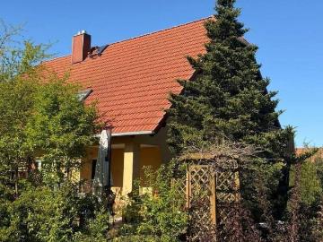 Charmante Immobilie mit Einliegerwohnung