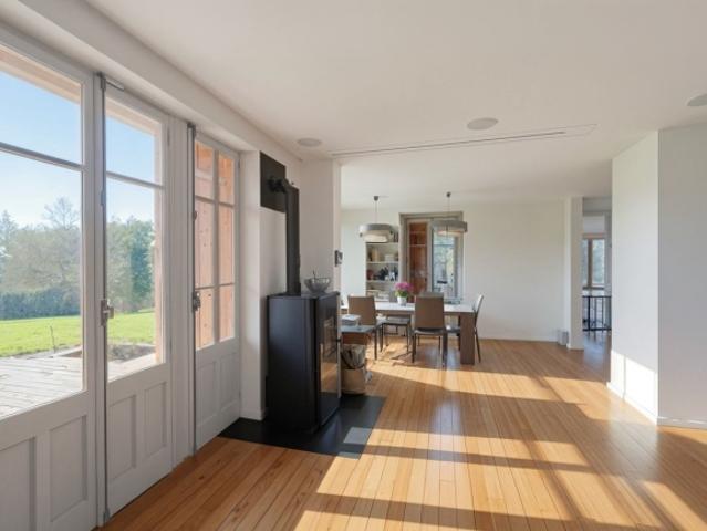 8 Room villa