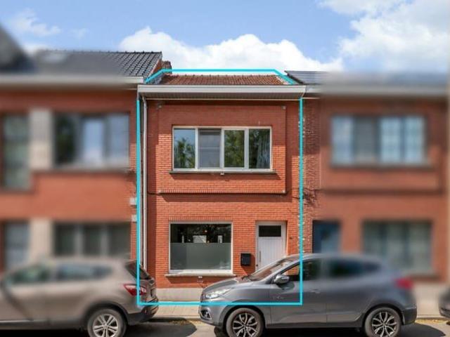 Charmante instapklare stadswoning met gezellige stadstuin