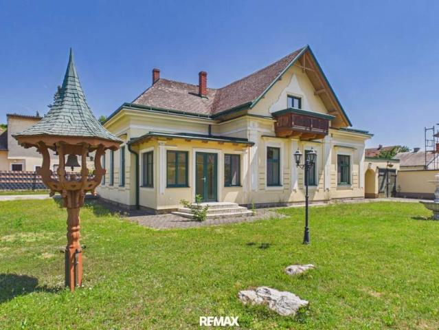 Charmante Jugendstilvilla mit Wintergarten, Werkstatt, Ausbaupotential & großem Garten