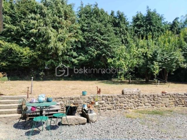 Charmante longère en pierre de 125 m²