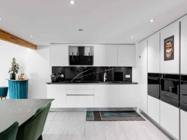 Charmante, lichtdurchflutete Maisonette Wohnung