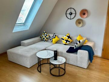 Charmante & möblierte 3,5Zi Galerie Wohnung neben Feuerbach