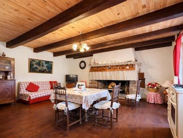 Charmante maison au cœur d’un paisible hameau