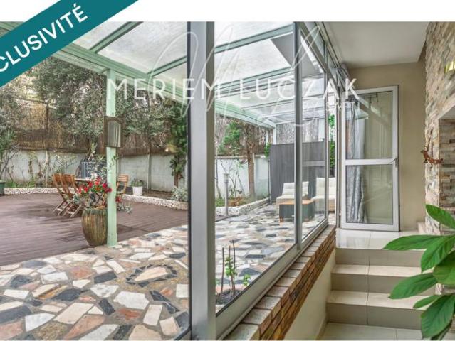 Charmante maison au calme avec terasse,2 parkings,136m2 sur un terrain 240m2 à 10 min du metro ligne 12