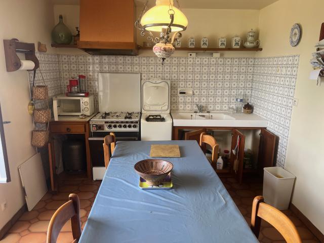 Charmante maison au coeur du village médiéval de MORTHEMER
