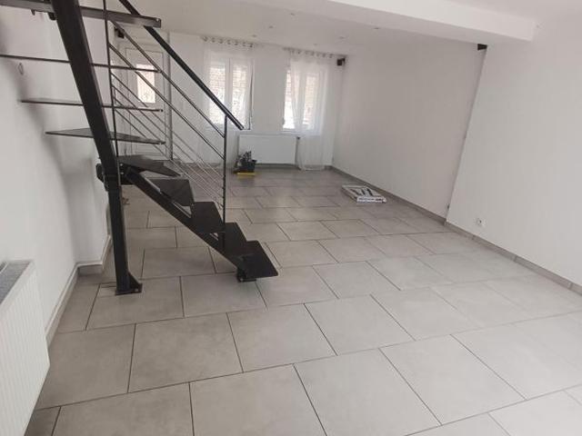 Charmante maison avec cour en hypercentre de Saint Quentin – 84 m²