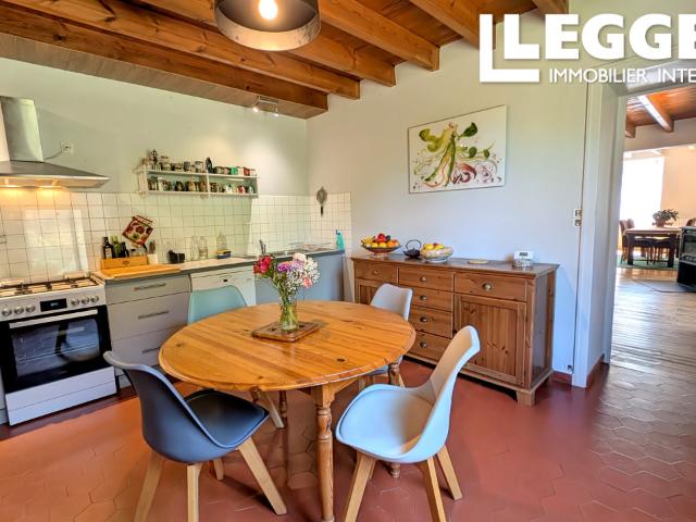 Charmante maison avec grand jardin arboré – 3 chambres – Proche Chevanceaux Charente Maritime, 1h de Bordeaux