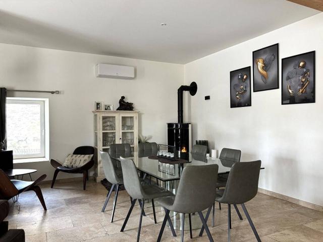 Charmante Maison avec Jardin à la Campagne 250m² Lanuéjouls