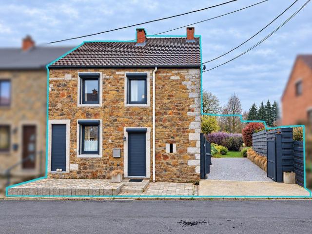 Charmante maison avec parking et jardin