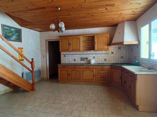 Charmante maison avec véranda et carport à Plaine et Vallées 114m² Brie
