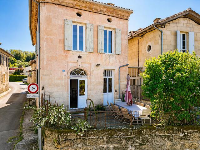 Charmante maison avec vue sur la Dordogne 200m² Saint Emilion