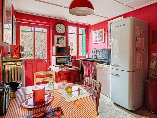 Charmante maison à vendre à Voisey 10 pièces, grand terrain