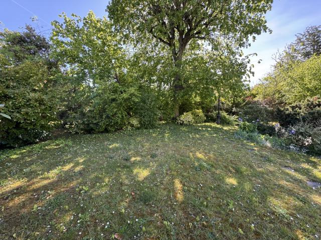 Charmante maison ancienne de caractère 8 pièces 173 m2 Terrain arboré de 1535 m2