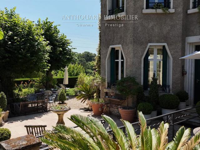 Charmante maison bourgeoise de ville 220m² Bergerac