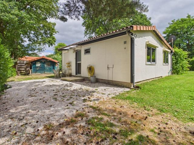Charmante maison d'une chambre avec jardin 57m² Ecuras