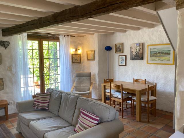 Charmante maison dans une petite copropriété près d'Aubeterr. 60m² Pillac