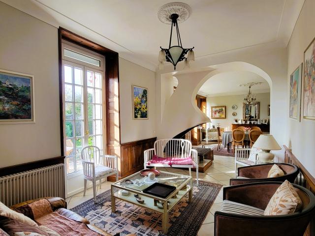 Maison Bourgeoise à vendre sur Jallais Entre Cholet et Chemillé Frais d'Agence Réduits !