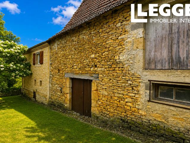 Charmante maison de campagne avec grange attenante – Calme Vue Dégagée et Fort potentiel | Bouzic