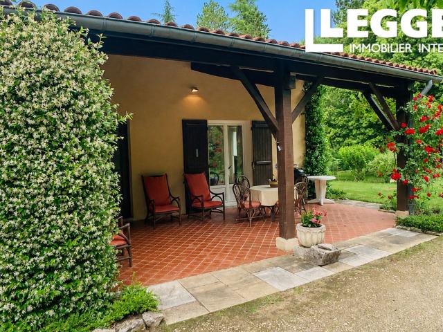 Charmante maison de campagne 4/5 chambres avec parc arboré, terrasse couverte et dépendances près de Sos